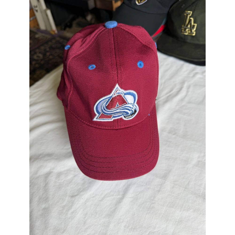 Reebok Colorado Avalanche NHL Toddler Burgundy Stretch Fit Hockey Hat Logo Cap